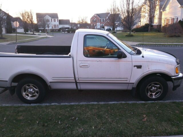 1998 ford f-150 lariat 4.6 liter v8
