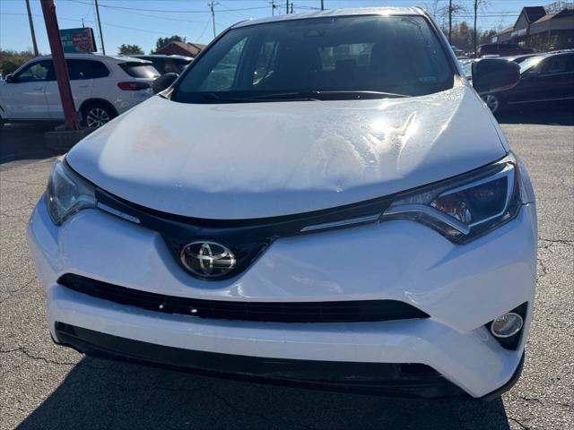 2018 toyota rav4 le