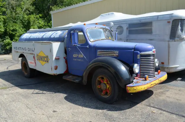 1948 ih sunoco tanker with patina
