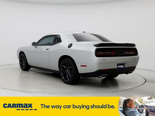 2023 dodge challenger sxt