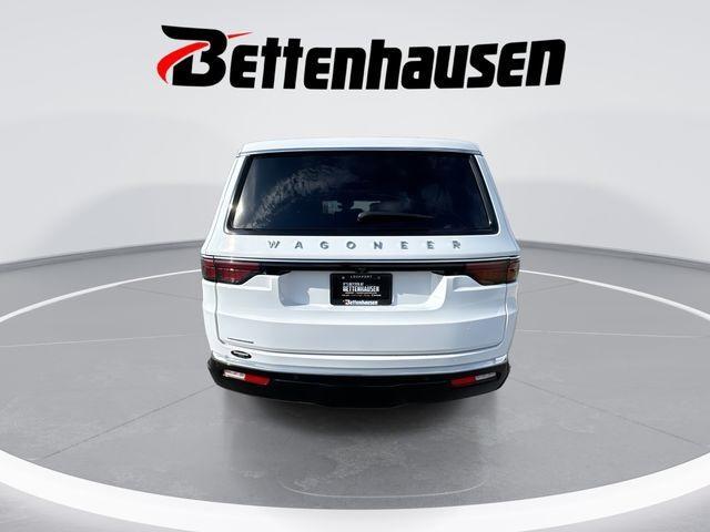 2023 jeep wagoneer l base