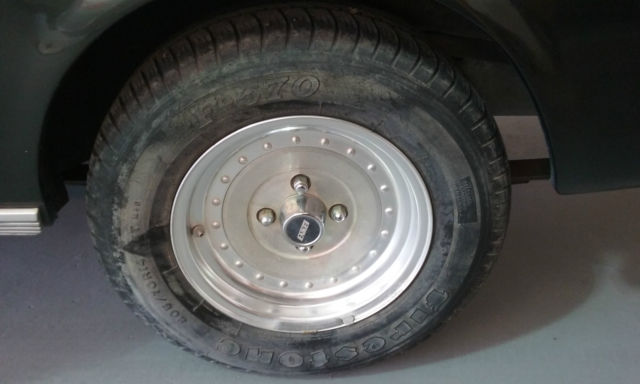 1964.5 ford mustang base 3.3l