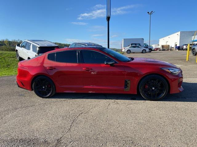 2022 kia stinger gt2