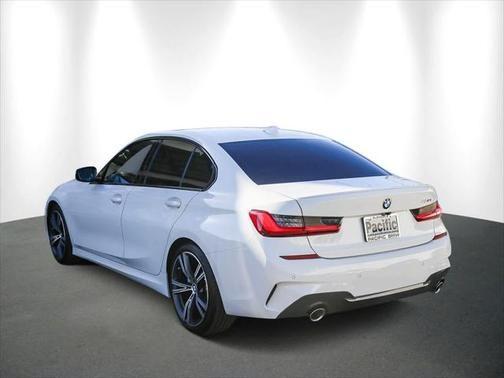 2022 bmw 330