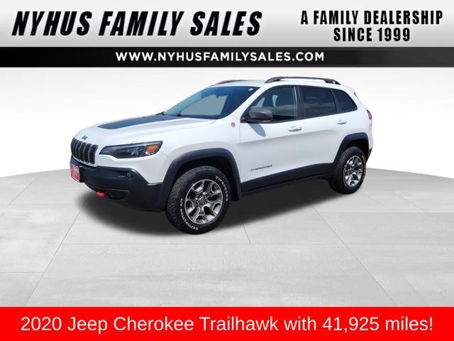 2020 jeep cherokee trailhawk
