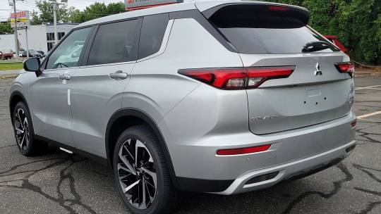 2024 Mitsubishi Outlander