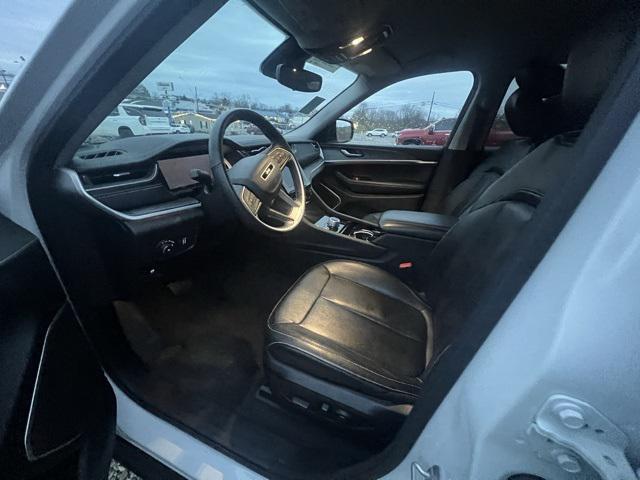 2022 jeep grand cherokee l limited