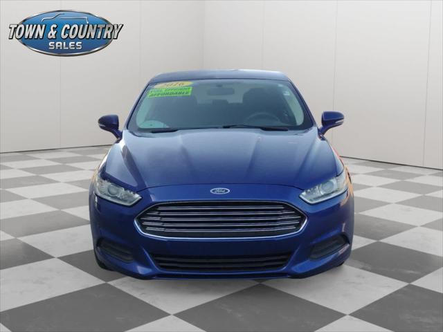 2016 ford fusion se