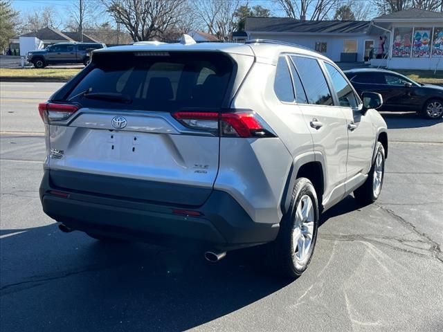 2021 toyota rav4 xle
