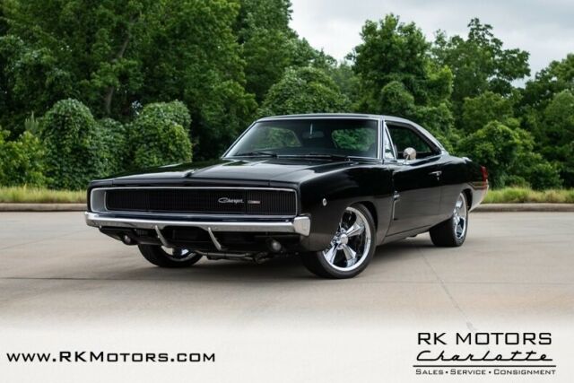 1968 dodge charger black hardtop 6.1 liter hemi v8 5 speed manual