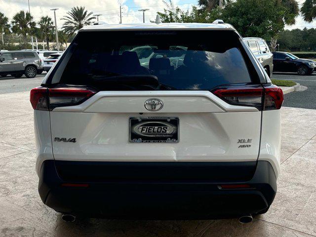 2022 toyota rav4 xle