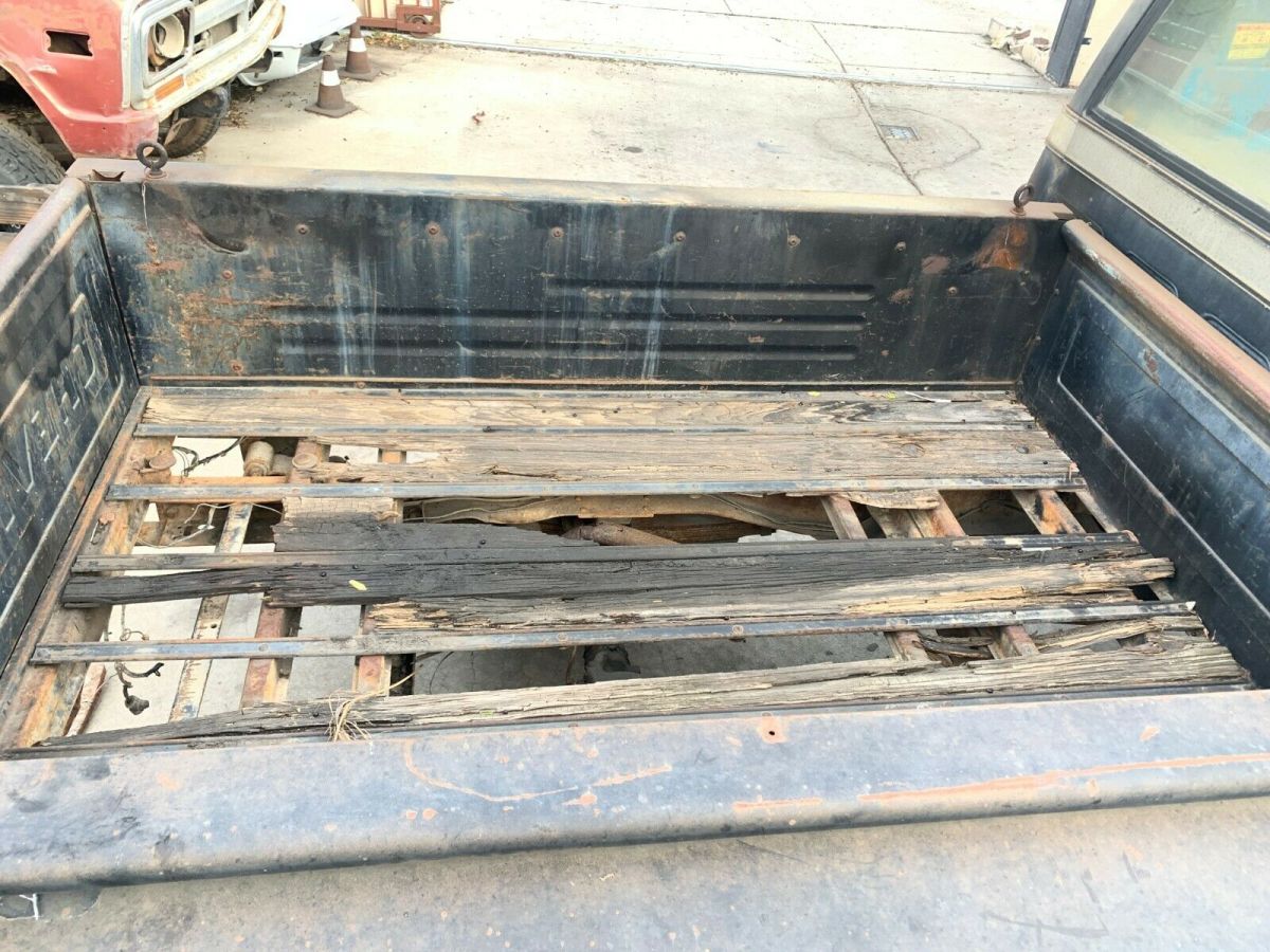1976 chevy c-10 short bed stepside parts or project truck no reserve in ca