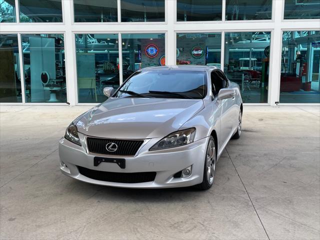 2010 lexus is 250c base