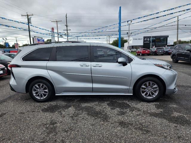 2021 toyota sienna xle 7 passenger