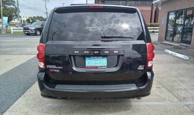 2017 dodge grand caravan sxt