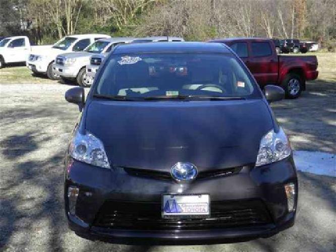 2012 toyota prius three in gloucester, va