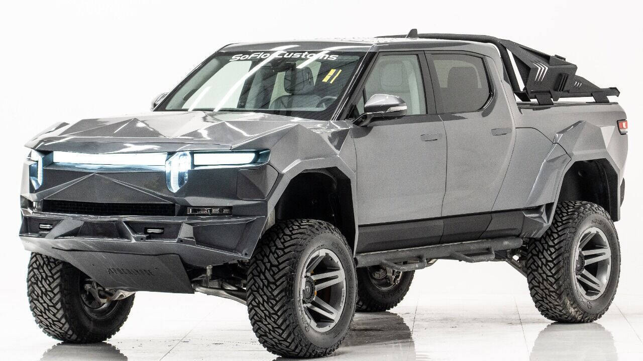 2023 rivian r1t launch edition awd 4dr crew cab 4.5 ft. sb