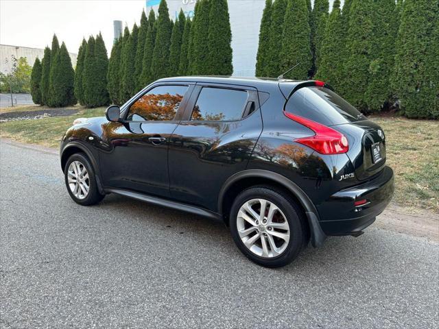 2011 nissan juke s