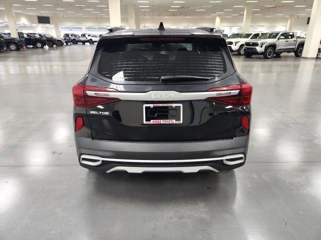 2022 kia seltos ex