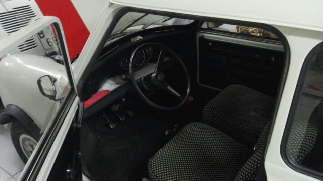 morris mini 850 year 1971 white 4 cylinders