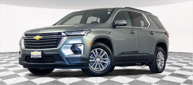 2022 chevrolet traverse lt cloth