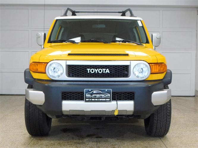 2007 toyota fj cruiser in hamburg, new york