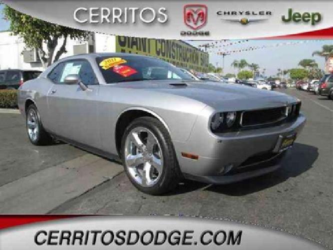 2011 dodge challenger rt in cerritos, ca