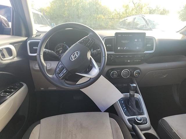 2022 hyundai venue sel