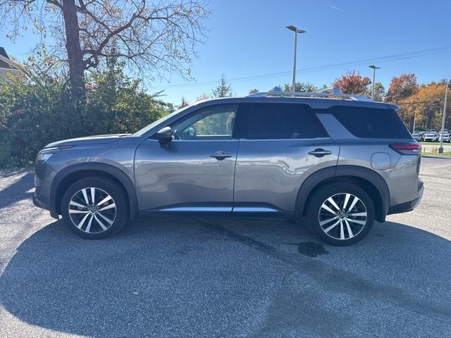 2023 nissan pathfinder platinum