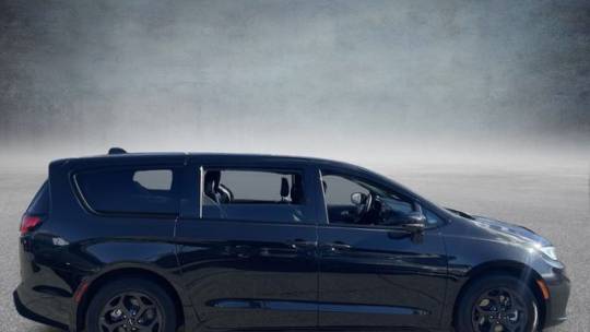 2022 Chrysler Pacifica