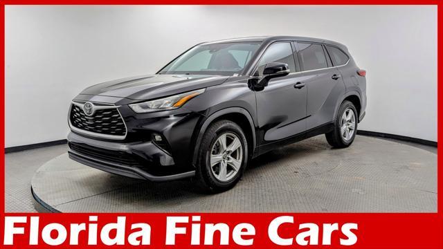 2020 toyota highlander le