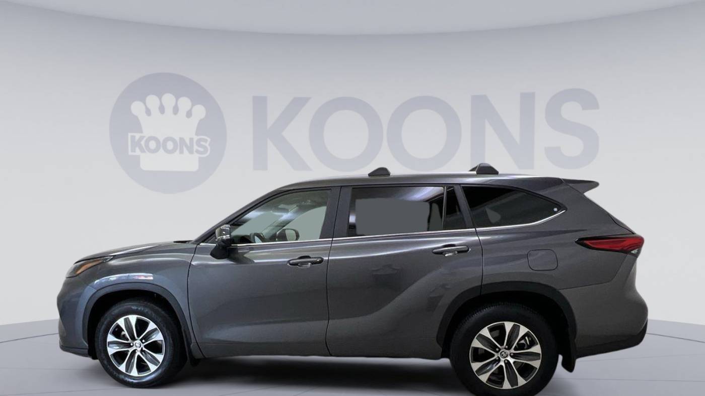 2023 toyota highlander xle
