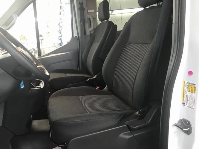 2018 ford transit passenger 350 xl 350 xl 3dr lwb medium roof passenger van w/sliding passenger side door for sale in leavenworth, kansas