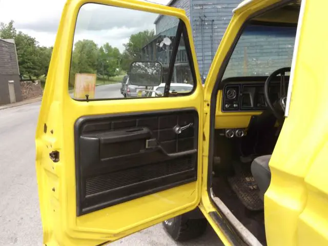 1977 ford f 150 four wheel drive truck