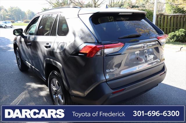 2022 toyota rav4 xle