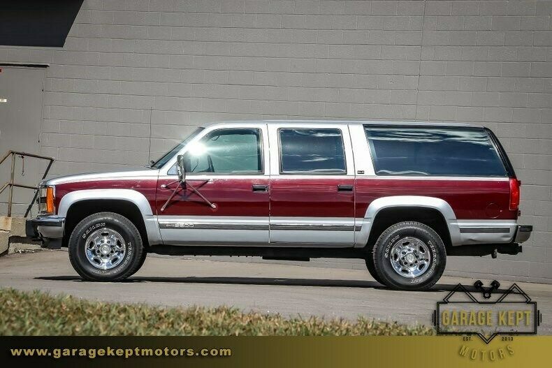 1993 gmc suburban 2500 red/silver suv 7.4l v8 107292 miles