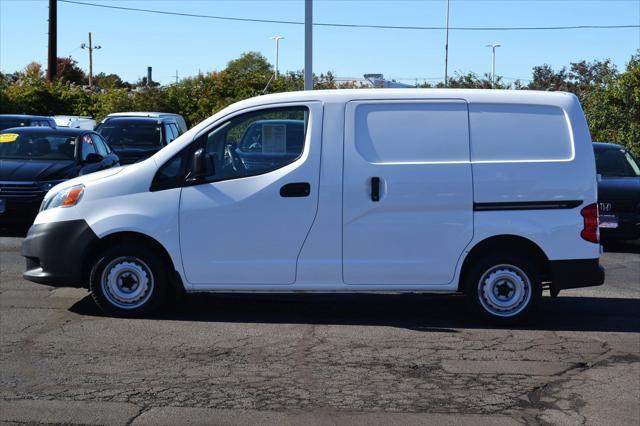 2019 nissan nv200 s