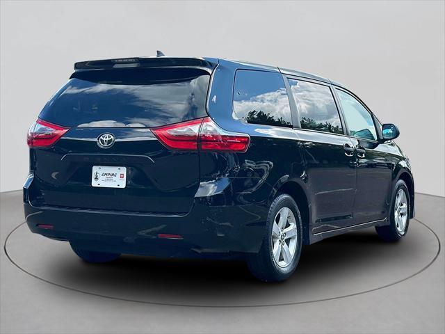2020 toyota sienna l