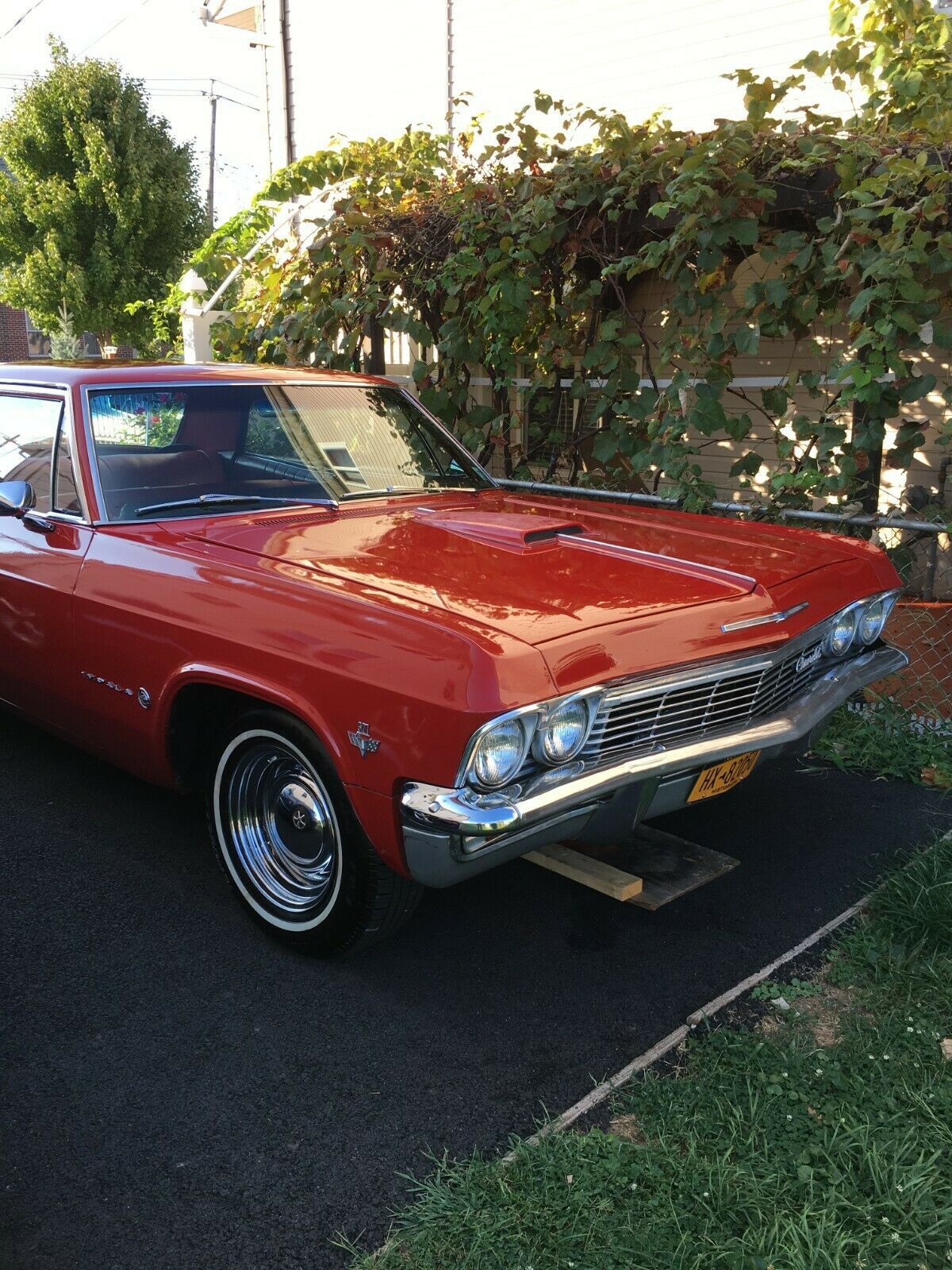 1965 chevy impala 4 dr sedan