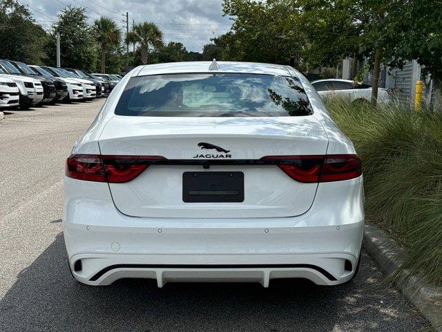 2024 jaguar xf r-dynamic se