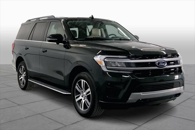 2022 ford expedition xlt