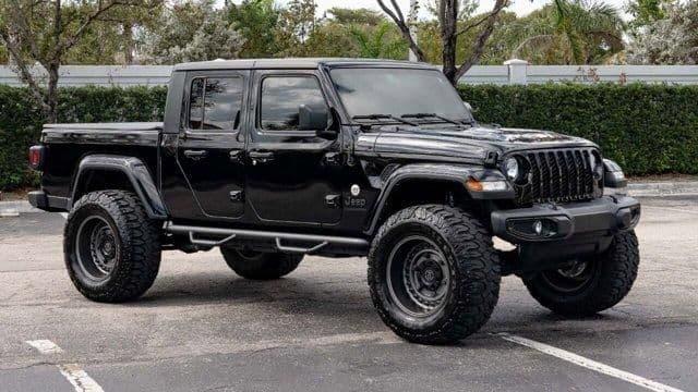 2022 jeep gladiator altitude in west palm beach, florida