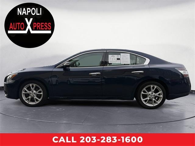 2012 nissan maxima sv