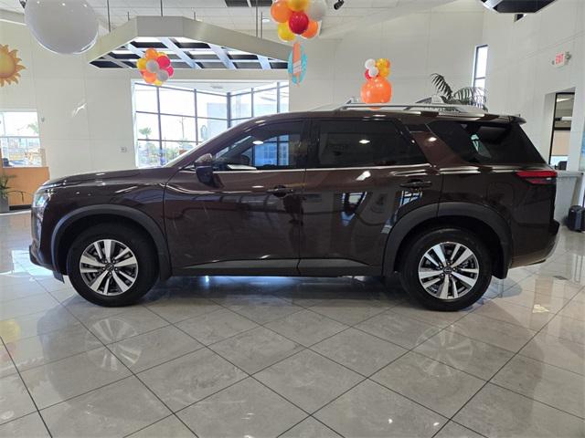 2022 nissan pathfinder sl 2wd