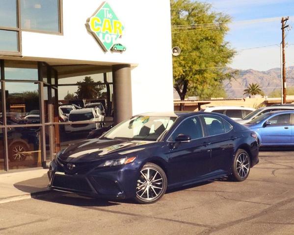 2022 toyota camry se