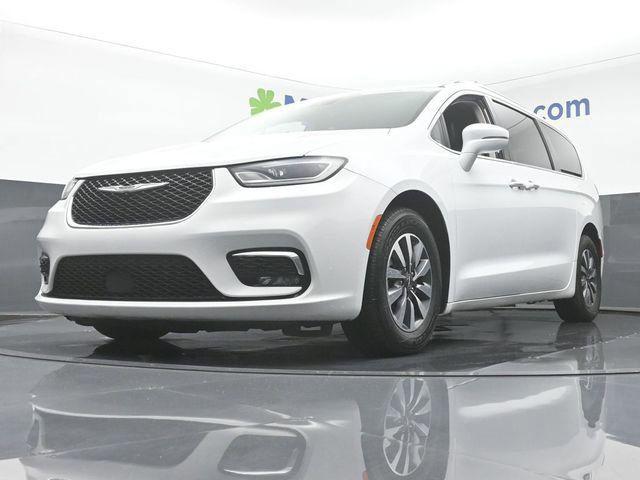2021 chrysler pacifica touring l