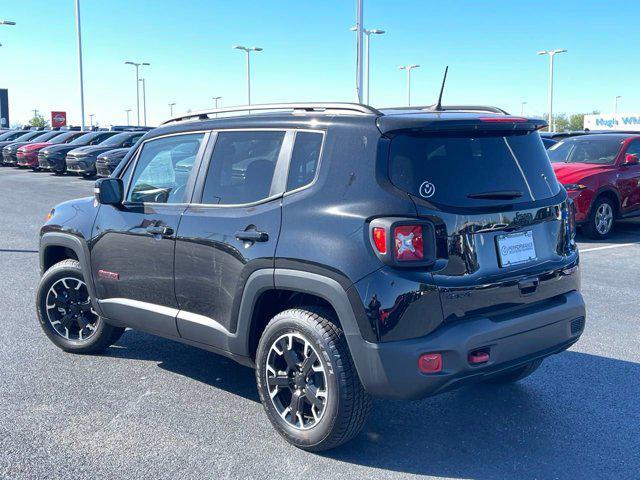 2023 jeep renegade trailhawk