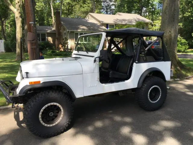 1985 jeep cj7 4x4 w/ hardtop & soft top