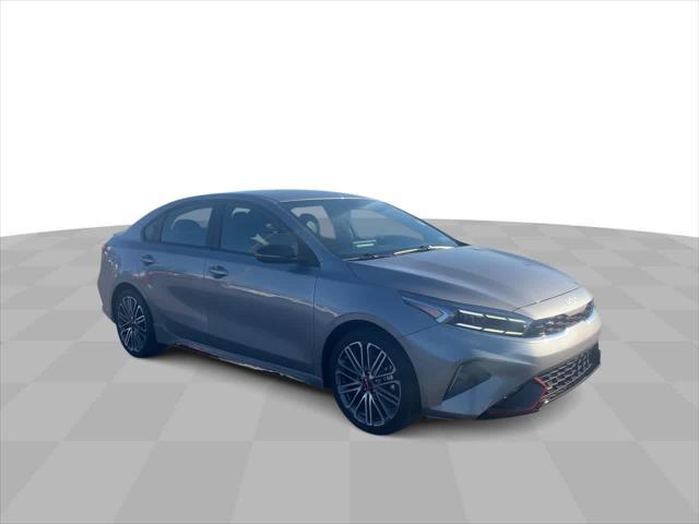 2022 kia forte gt
