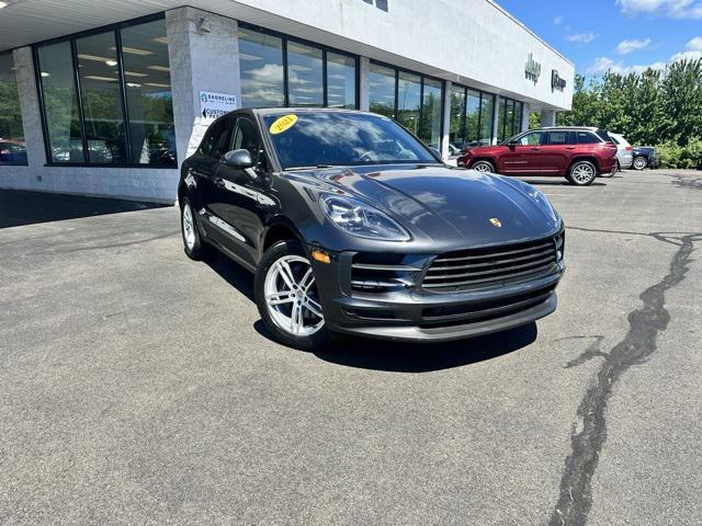 2021 porsche macan base